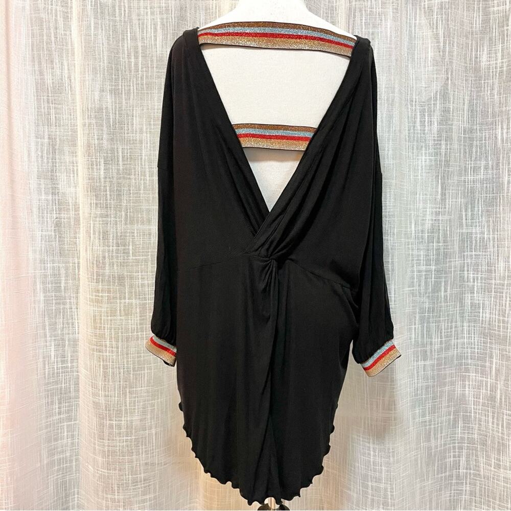 Free People Womens Long Sleeve Tunic Top M Black Open Back Metallic Straps Basic